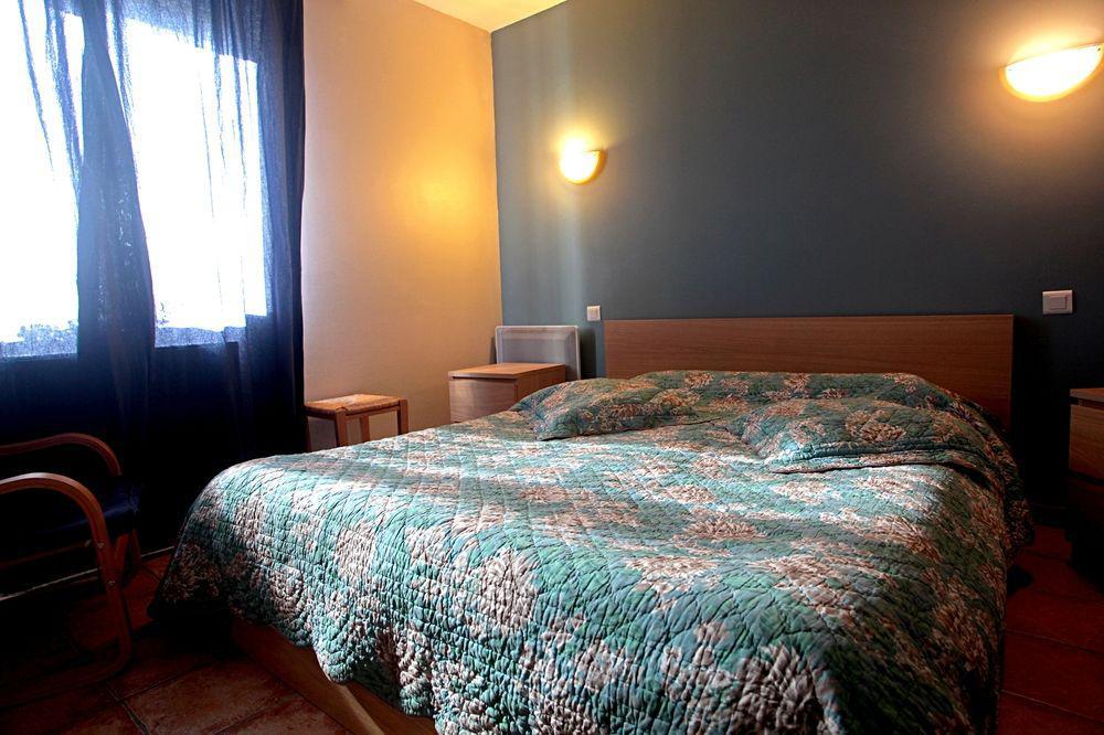 Logis Hotel Restaurant Auberge De L'Espinouse Fraisse-sur-Agout Εξωτερικό φωτογραφία