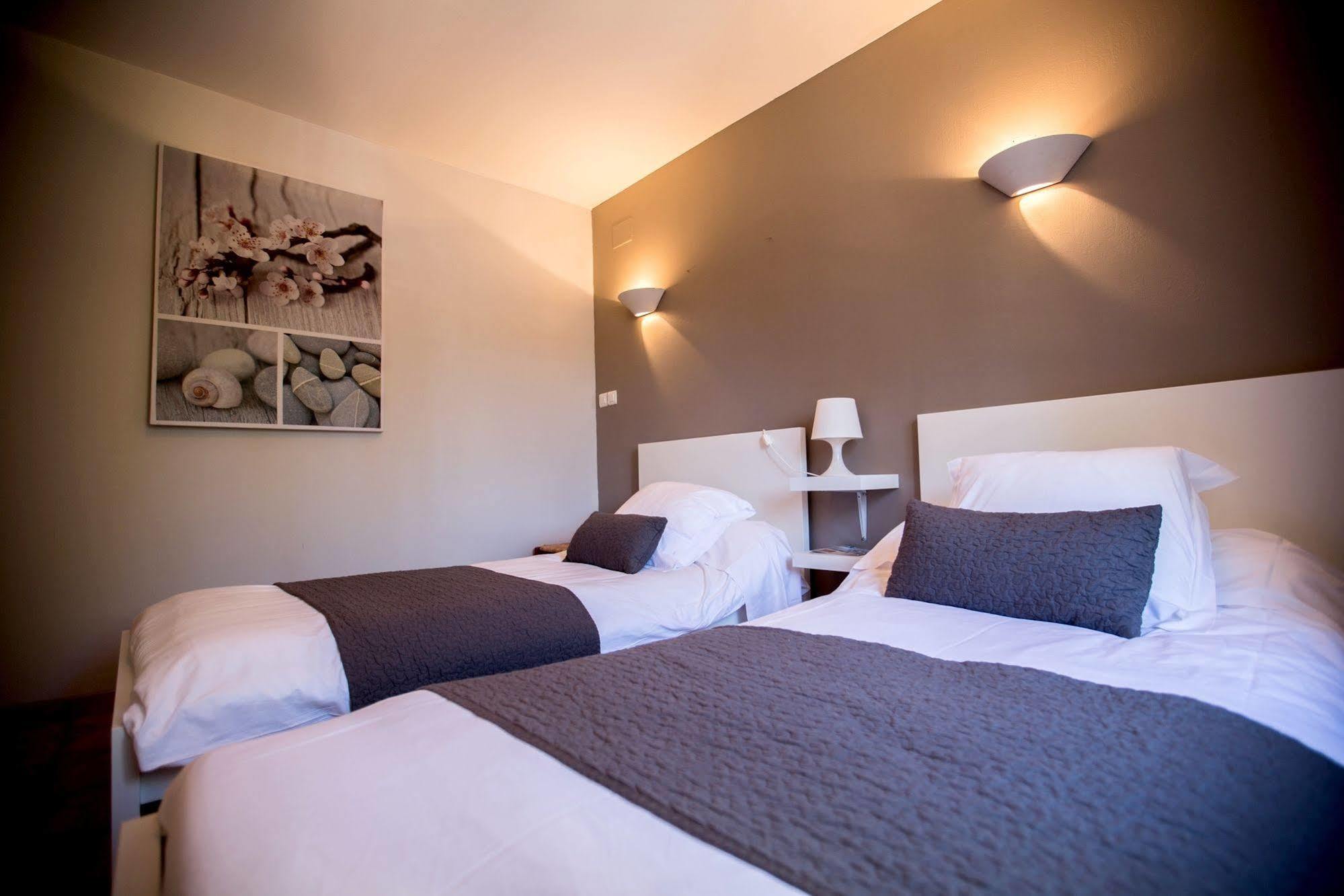 Logis Hotel Restaurant Auberge De L'Espinouse Fraisse-sur-Agout Εξωτερικό φωτογραφία